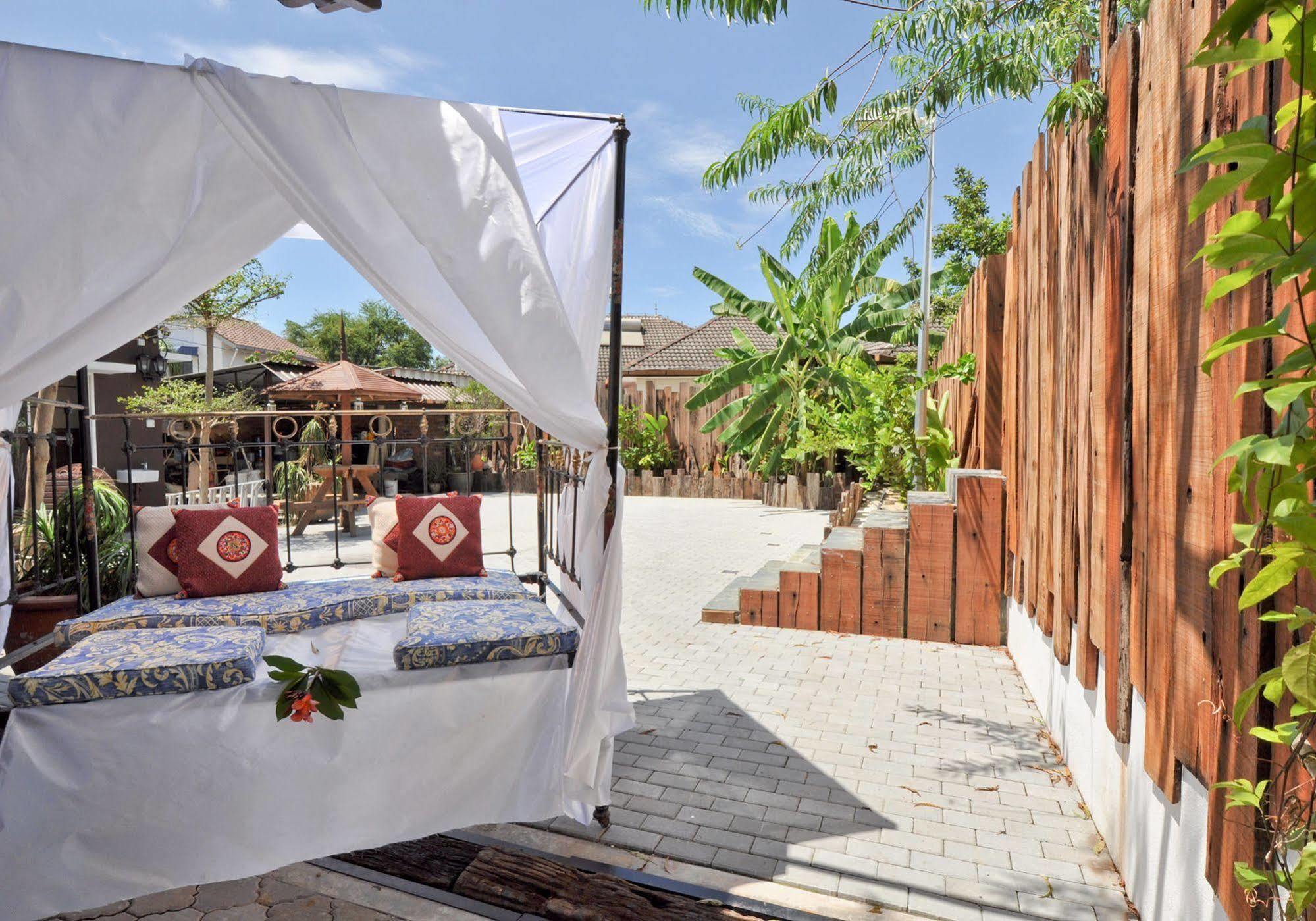 Npf Bali Villa Ipoh Ngoại thất bức ảnh